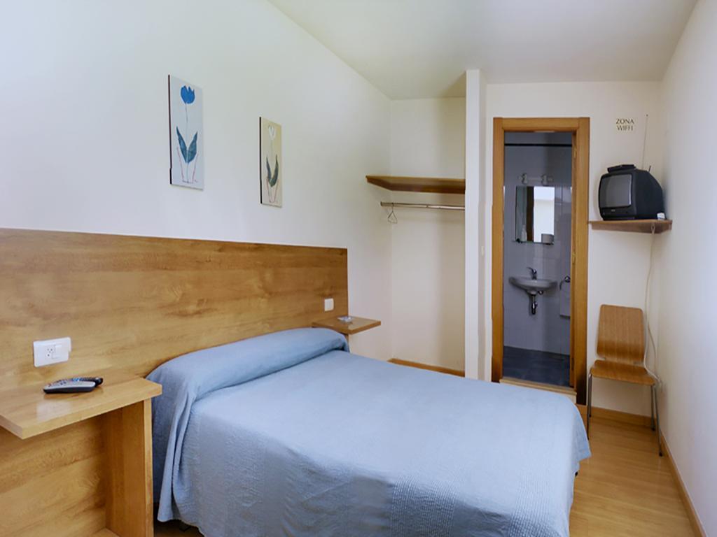 Hostal Caracas Lalín Zewnętrze zdjęcie