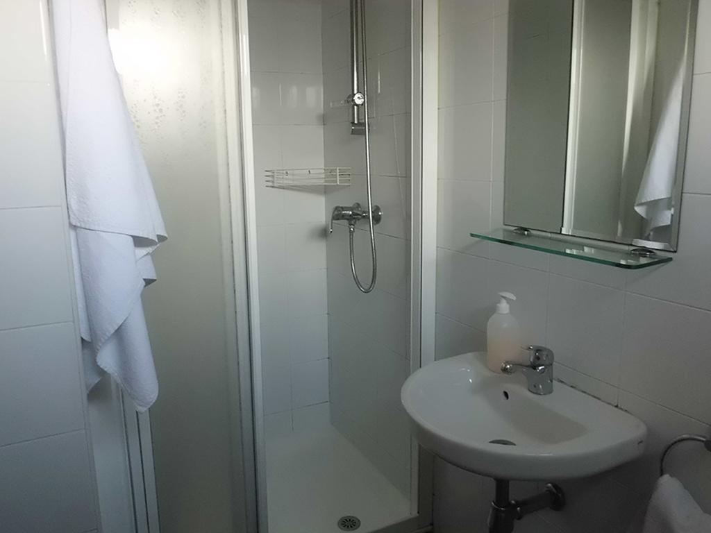 Hostal Caracas Lalín Zewnętrze zdjęcie